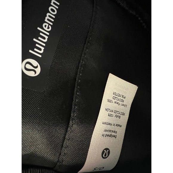 Lululemon Easy Access Crossbody Bag Black 1.5L Messenger Bag - Picture 10 of 10